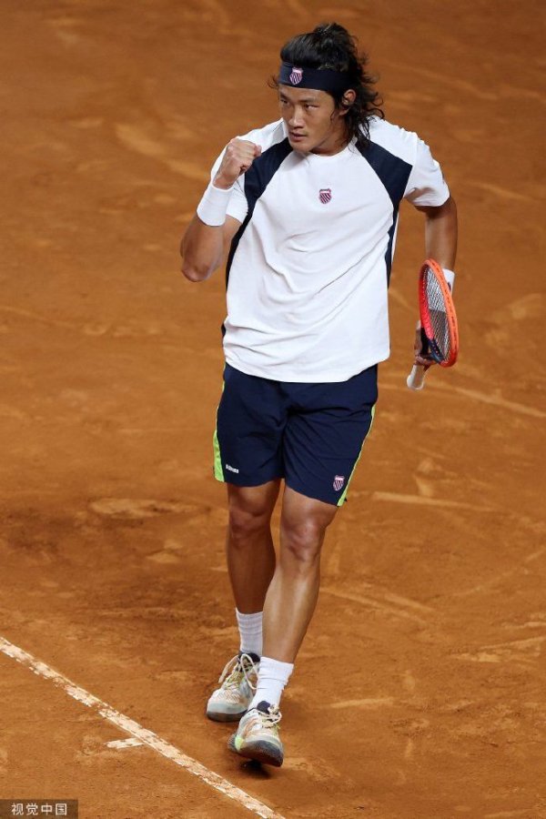 皇冠现金网会员 罗马大师赛张之臻首度跻身16强 第5次战胜TOP15